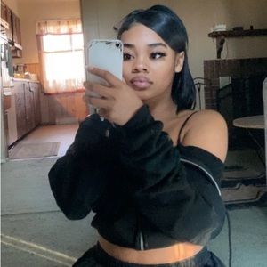 Meet your Posher, Brandy